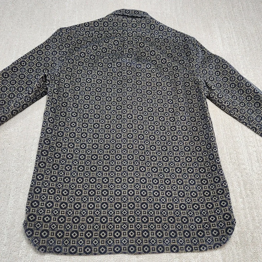 Banana Republic Corduroy Shirt Men Small Microwale Aztec AOP Navajo Southwestern
